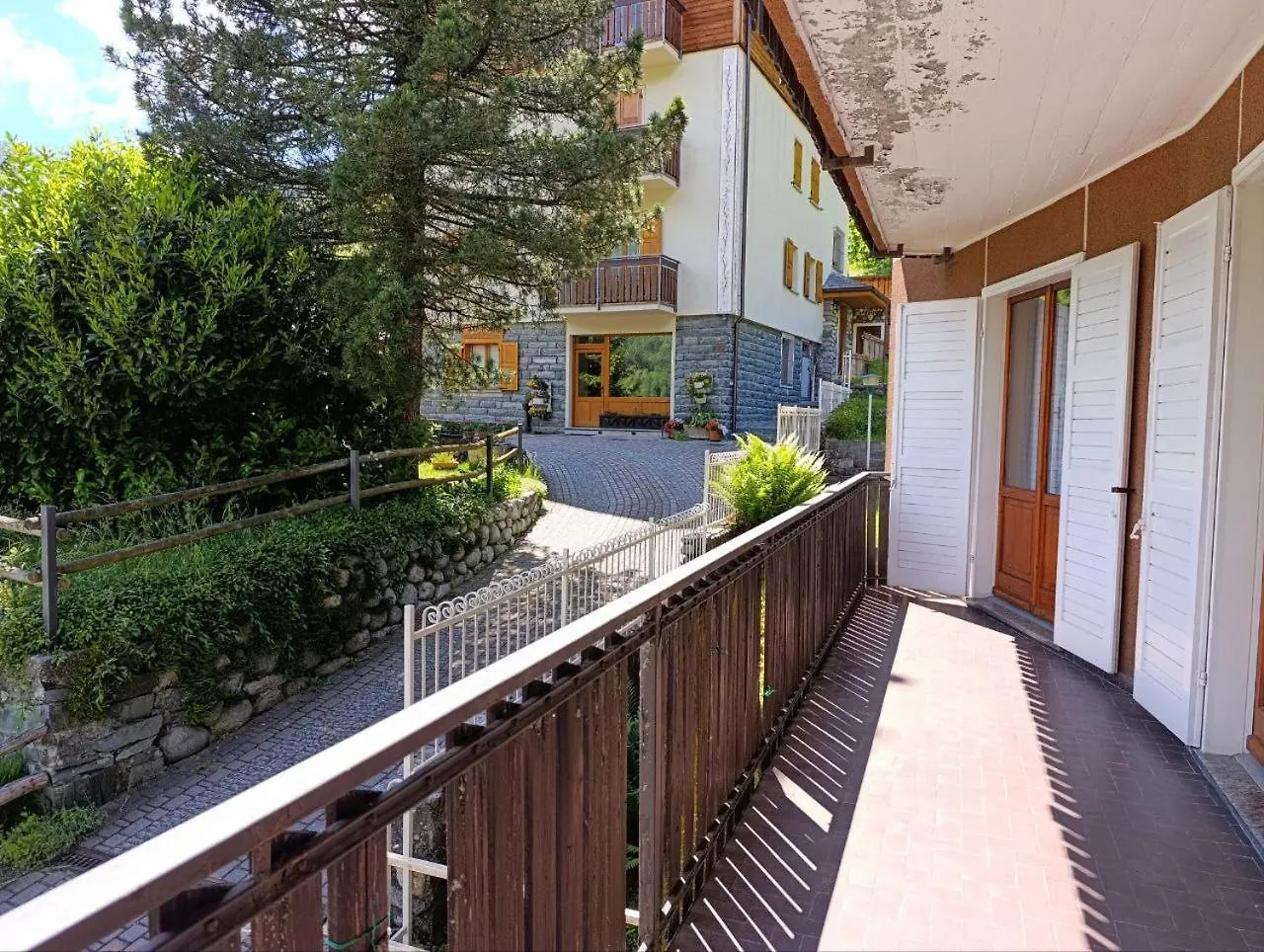 Cozy Alpine Nest - Near Ski Lifts Chiesa in Valmalenco 0*,