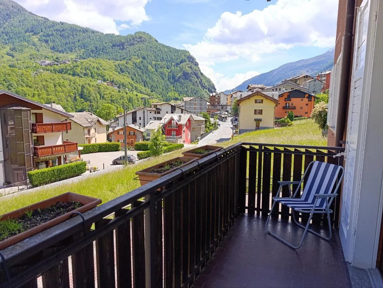 Cozy Alpine Nest - Near Ski Lifts Chiesa in Valmalenco Διαμέρισμα